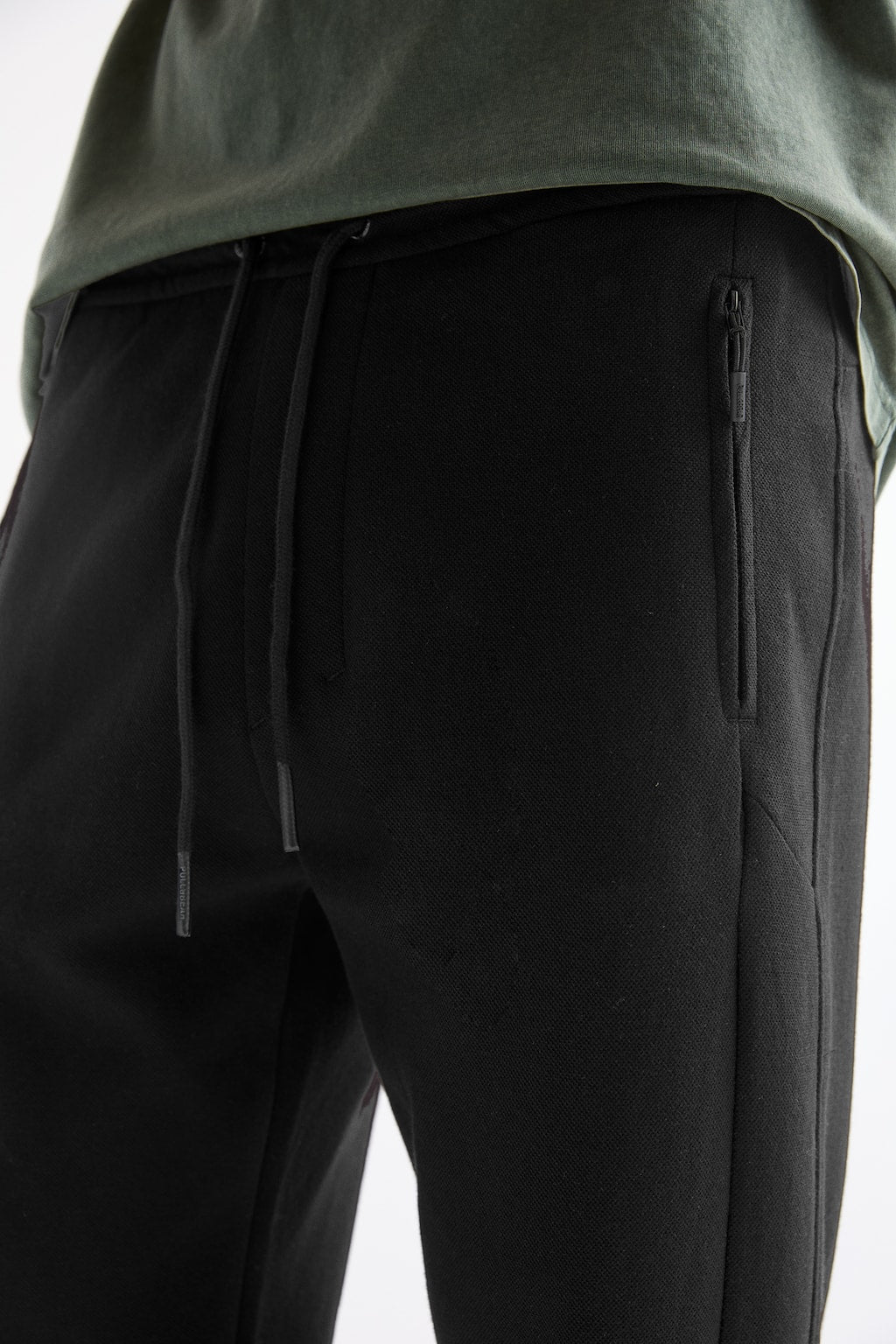 Men's Essential Black Jogger Trouser - P&B