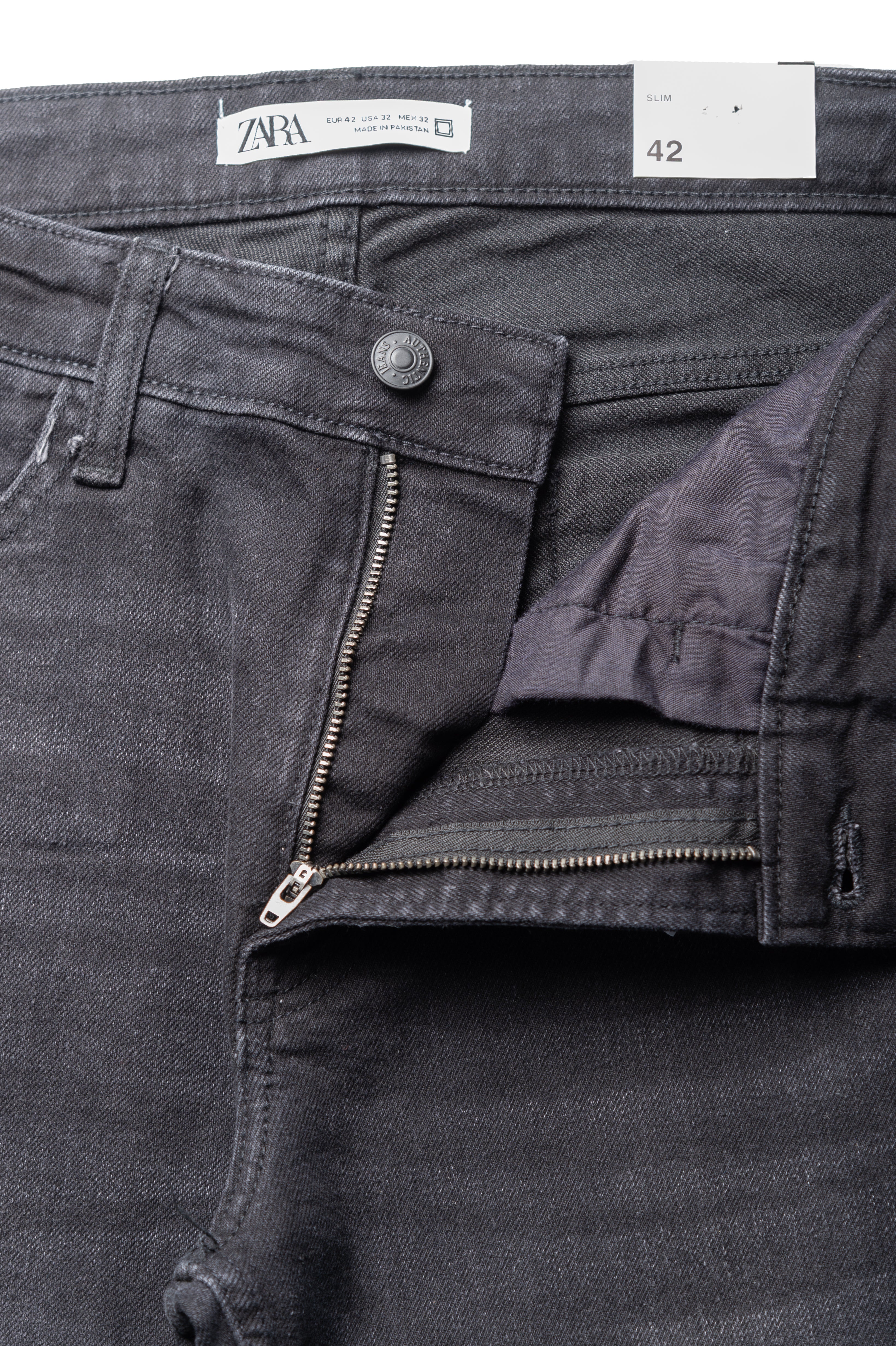 Men's Skinny Fit Jeans in Black - Bershka
