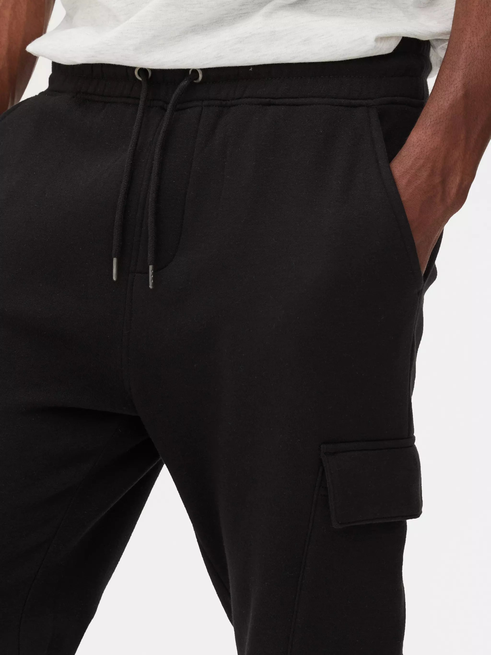 Men's Black Cuffed Cargo Joggers - PMrk